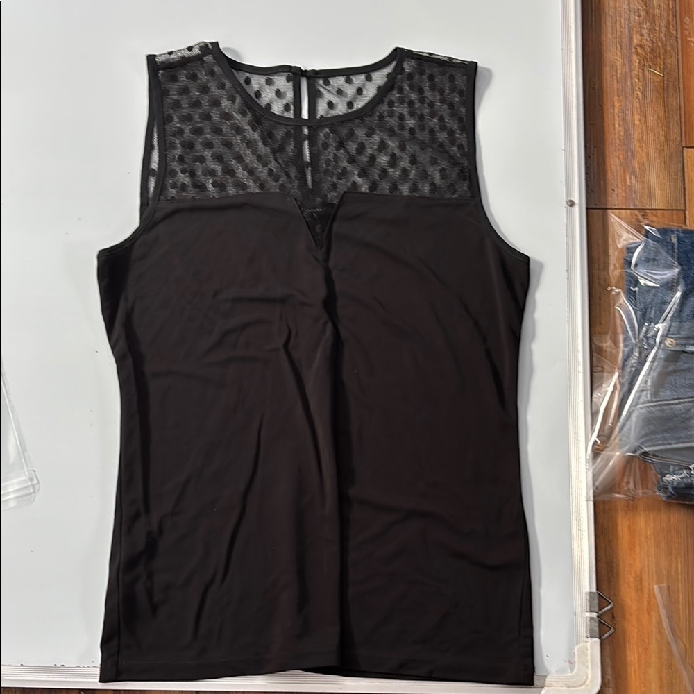 Ann Taylor Black Sleeveless Lace detail blouse Sz S